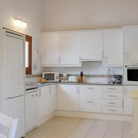 Villa Binibequer Vell Sleeps 8 With Pool Air Con And Wifi Binibeca